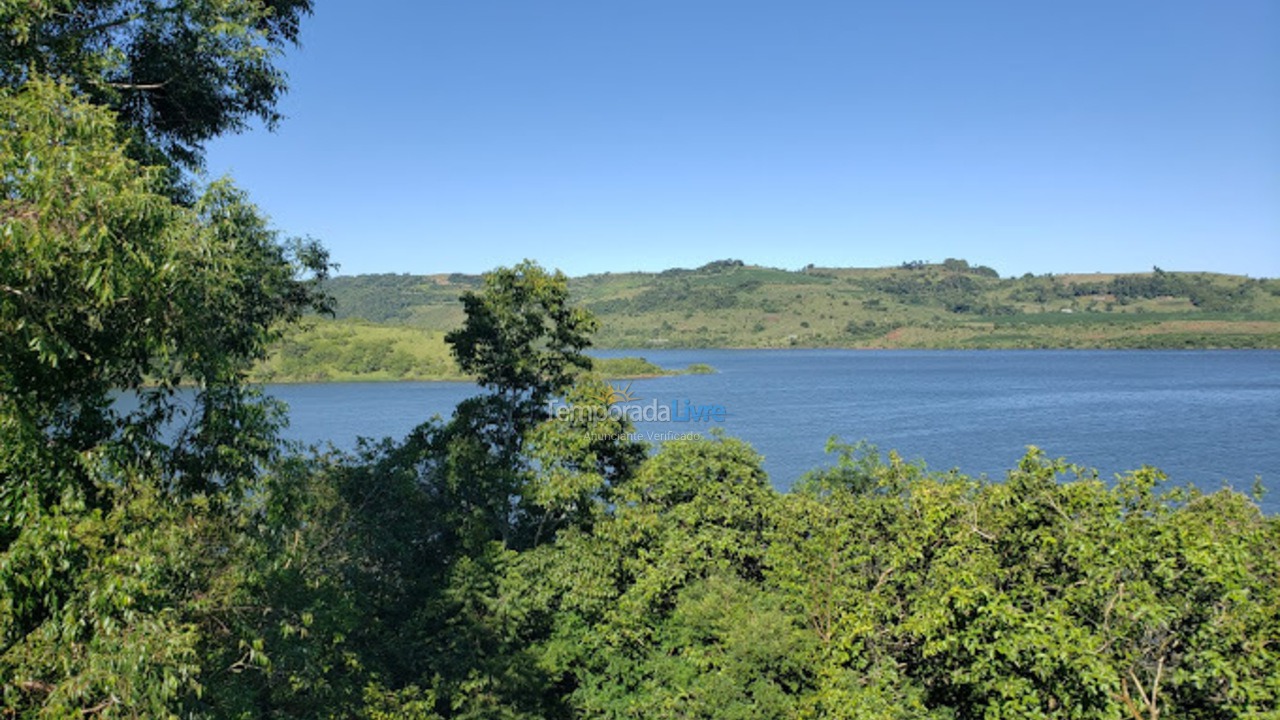 Granja para alquiler de vacaciones em Concórdia (Linha Laudelino)