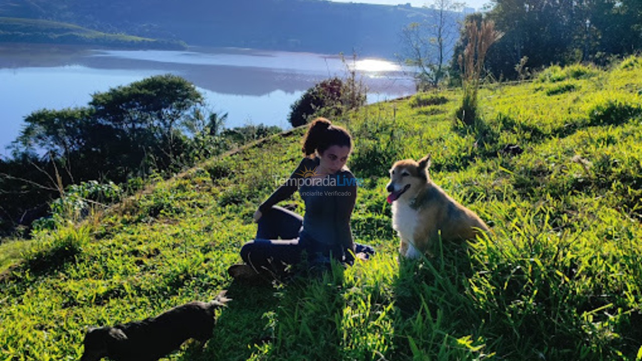 Granja para alquiler de vacaciones em Concórdia (Linha Laudelino)