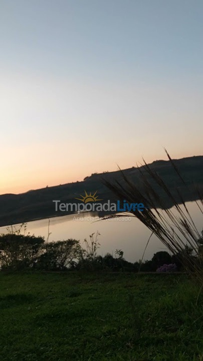 Granja para alquiler de vacaciones em Concórdia (Linha Laudelino)