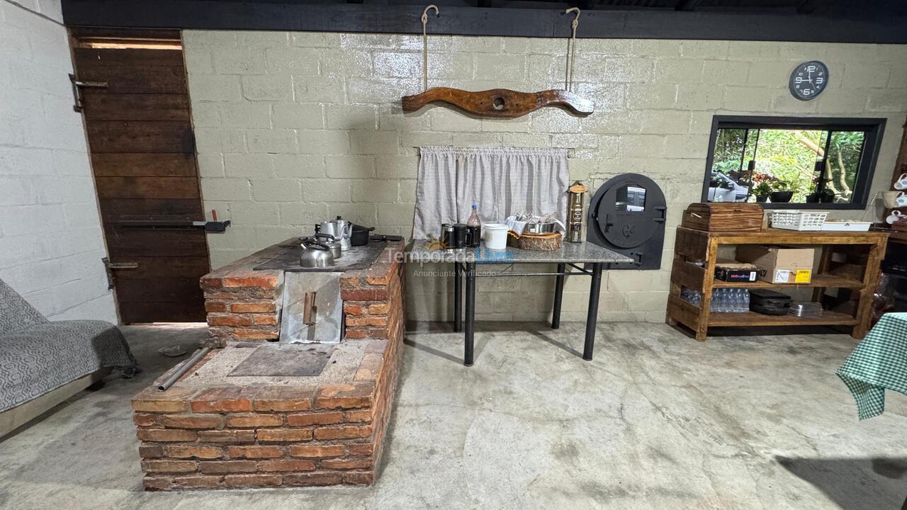 Granja para alquiler de vacaciones em Concórdia (Linha Laudelino)