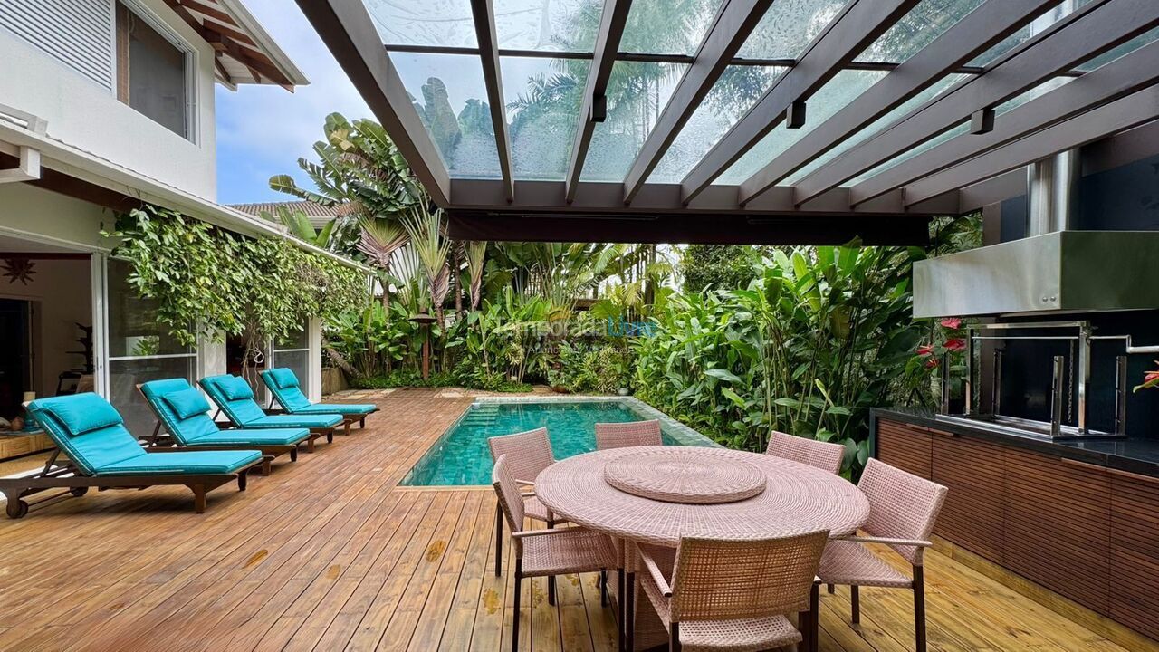 Casa para alquiler de vacaciones em São Sebastião (Praia da Baleia)