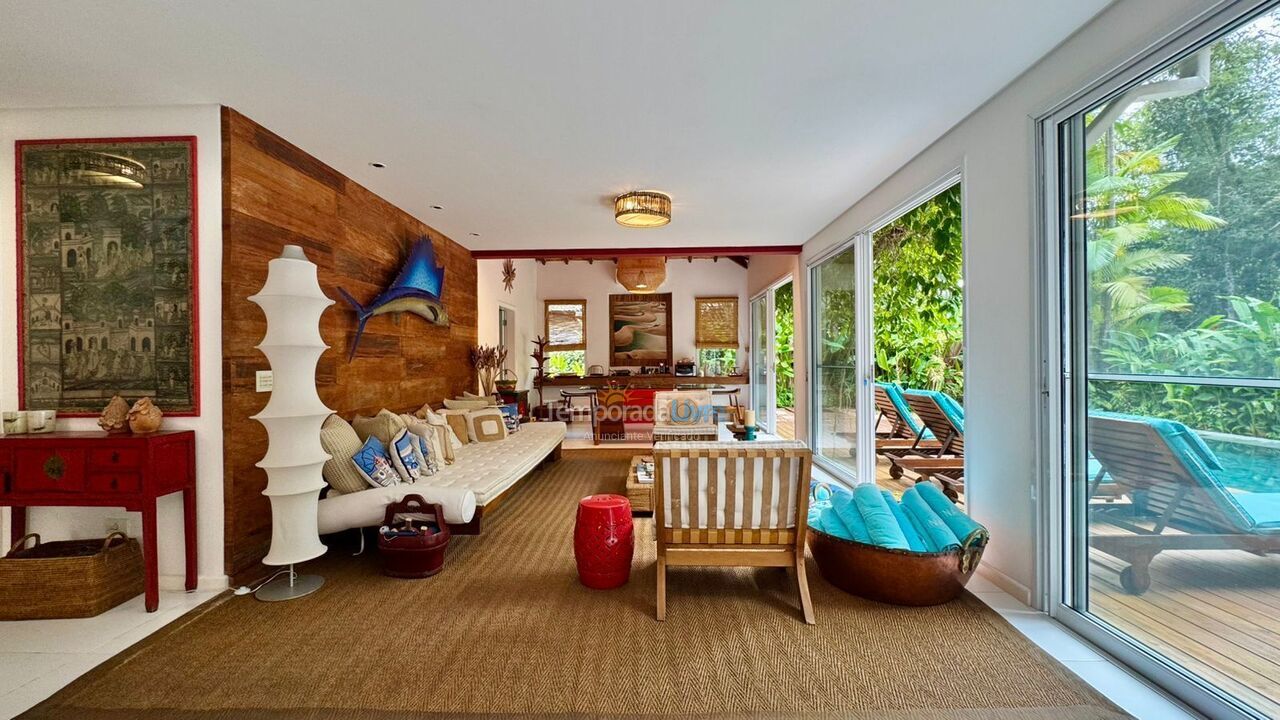 Casa para alquiler de vacaciones em São Sebastião (Praia da Baleia)