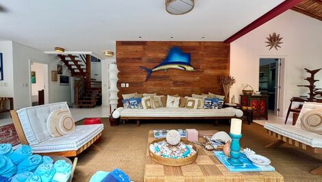 CASA DE ALTO NIVEL EN LA PLAYA DE BALEIA