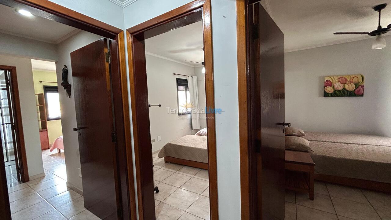 Apartamento para aluguel de temporada em Ubatuba (Praia do Tenório)