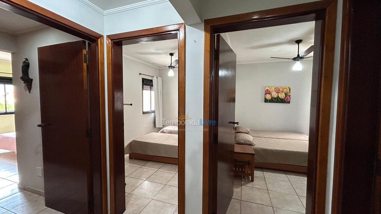 Apartamento para aluguel de temporada em Ubatuba (Praia do Tenório)
