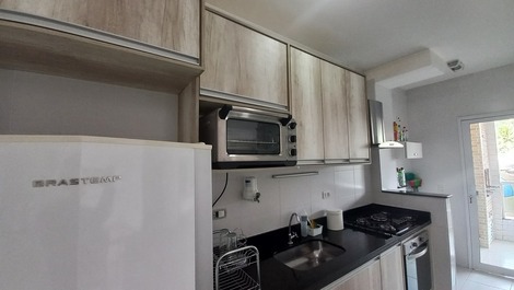 Praia da Toninhas, Apto bem pertinho da praia para 6 pessoas