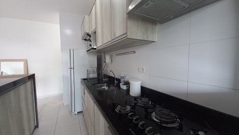 Praia da Toninhas, Apto bem pertinho da praia para 6 pessoas