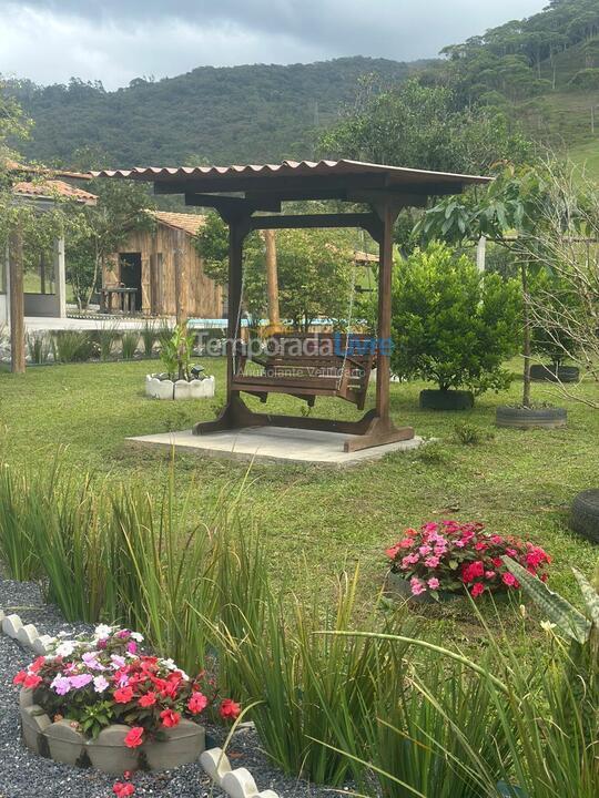 Chácara / sítio para aluguel de temporada em Major Gercino (Tres Barras)