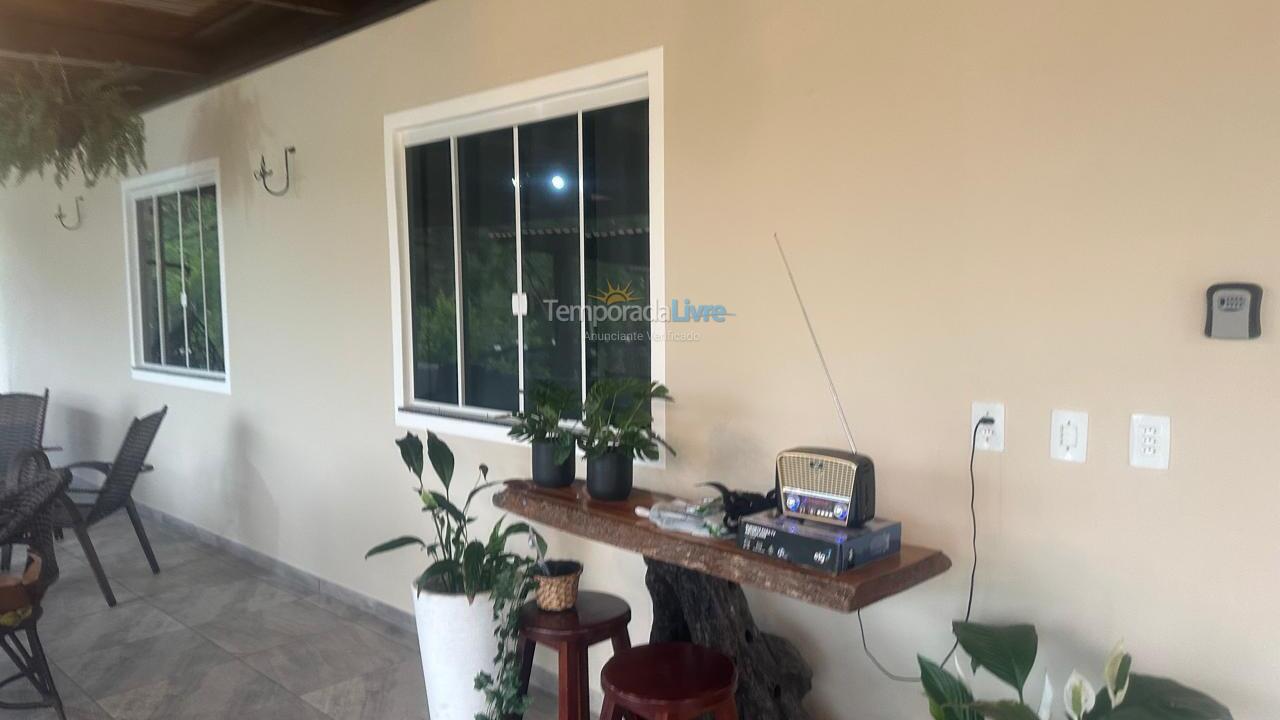 Chácara / sítio para aluguel de temporada em Major Gercino (Tres Barras)