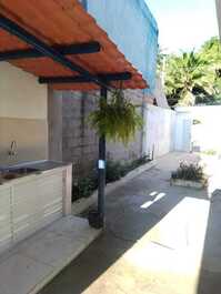 Kitnet a 250 metros de la Praia dos Milionários