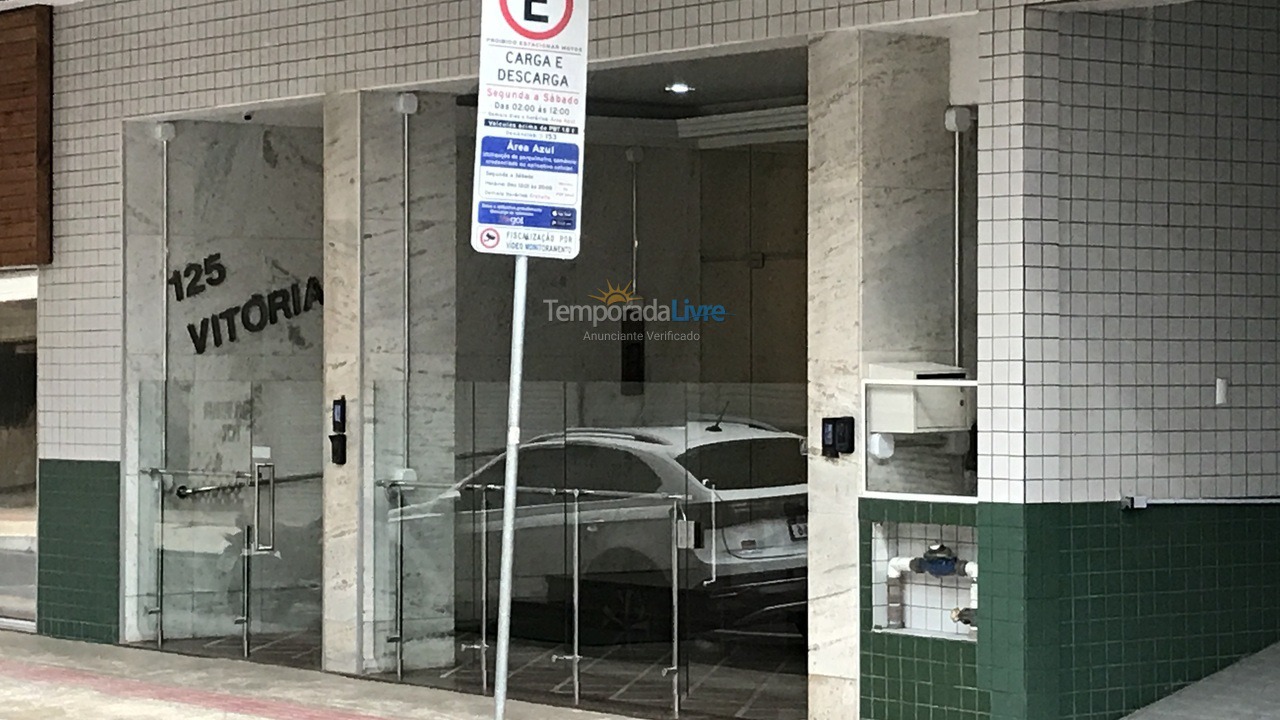 Apartamento para aluguel de temporada em Balneário Camboriú (Praia Central)