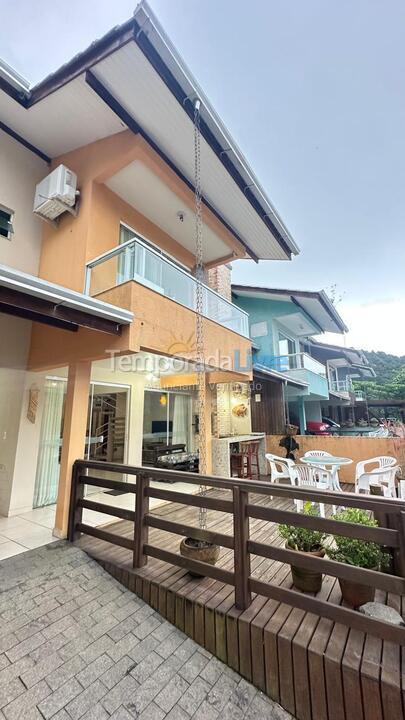 House for vacation rental in Bombinhas (Praia da Conceição)