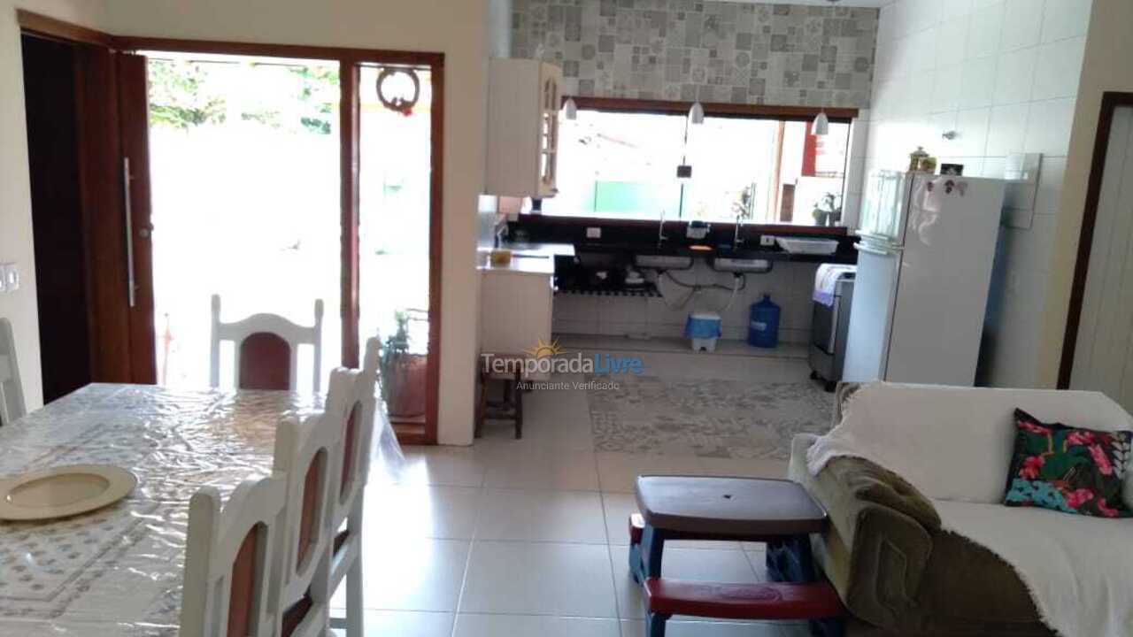 Casa para alquiler de vacaciones em Ubatuba (Lagoinha)