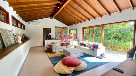 Casa exclusiva de lujo en la playa de Baleia