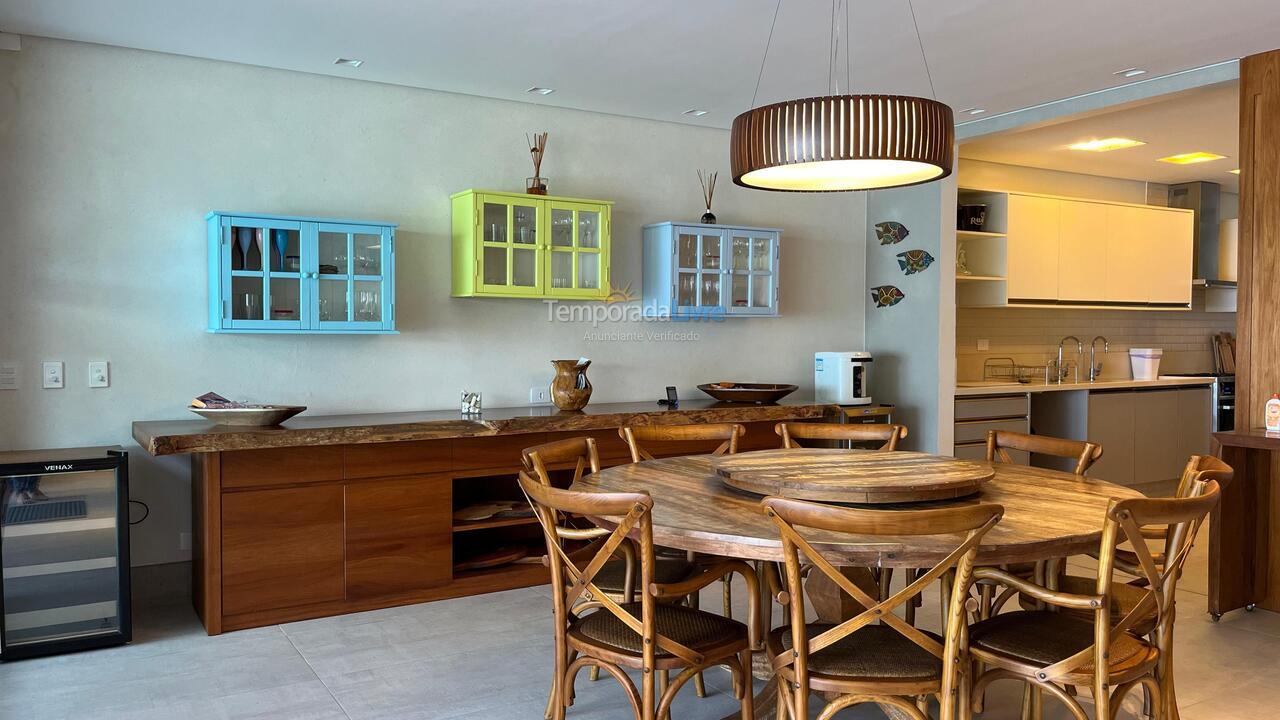 Casa para aluguel de temporada em São Sebastião (Praia de Juquey)