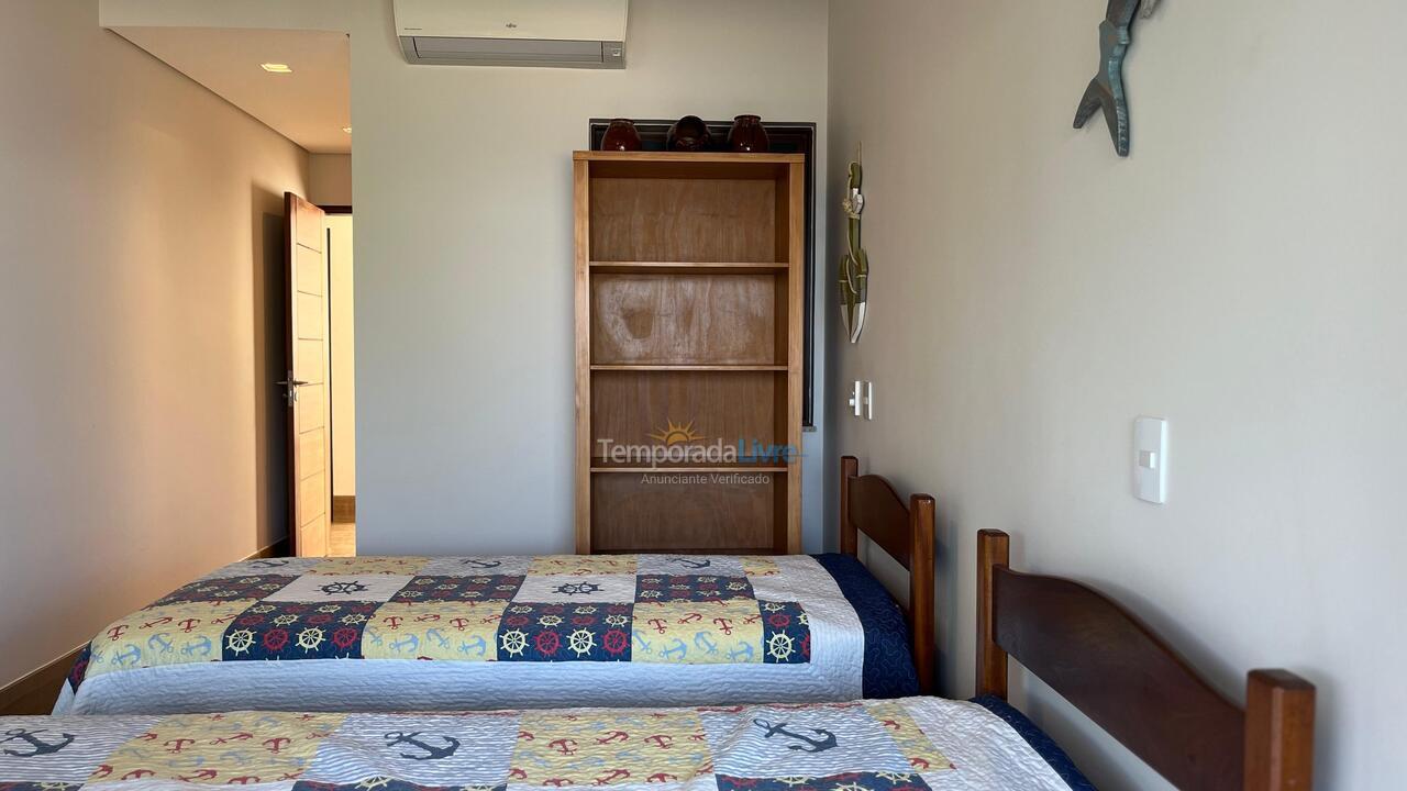 Casa para aluguel de temporada em São Sebastião (Praia de Juquey)