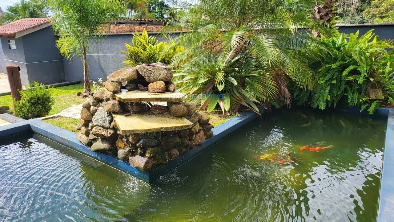 Casa para aluguel de temporada em Matinhos (Caiobá)