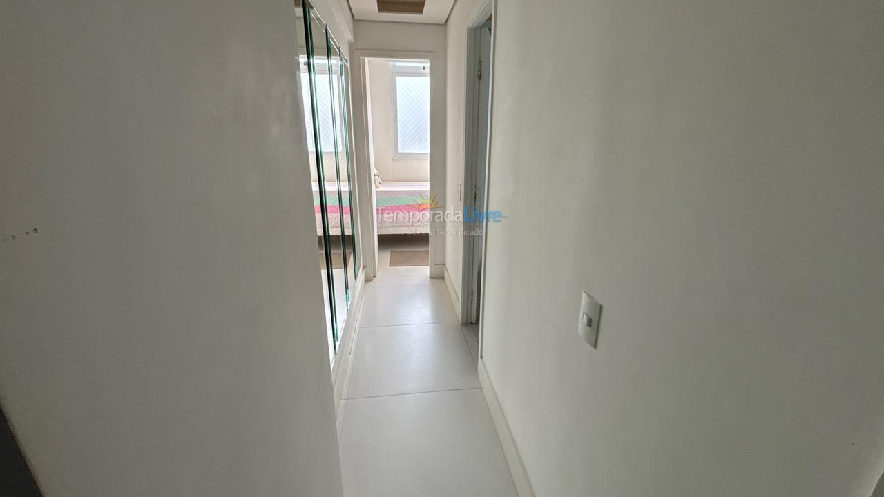 Apartamento para aluguel de temporada em Bertioga (Riviera de São Lourenço)