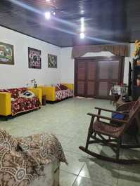 Casa Centro de Cidreira, 100m do mar