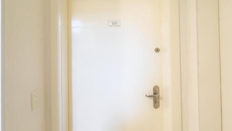 APT. 02 ROOMS BOMBAS - AP02