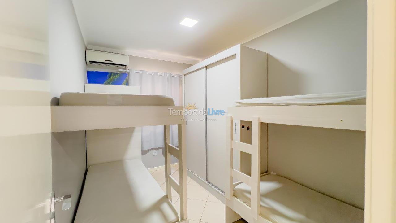 Apartment for vacation rental in Bombinhas (Praia de Bombas)