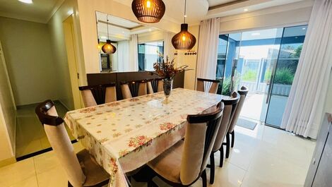 Casa con Piscina, 2 habitaciones, Playa Mariscal, Código 101