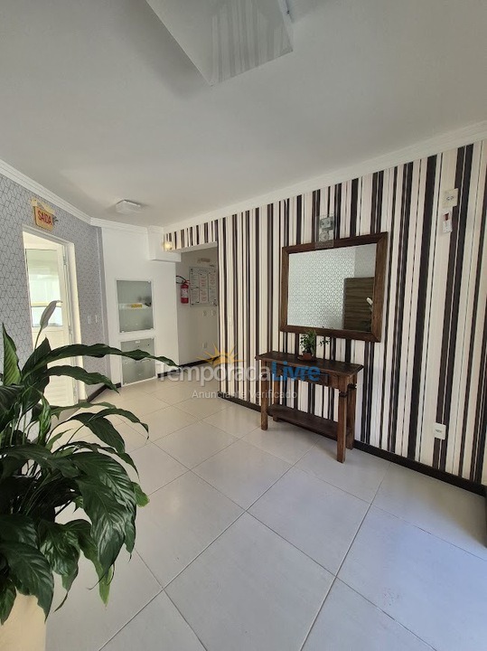 Apartamento para alquiler de vacaciones em Bombinhas (Praia de Bombas)