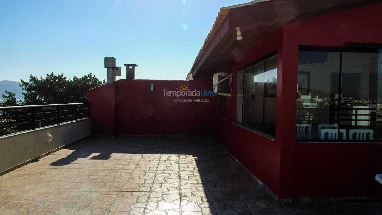 Apartamento para aluguel de temporada em Bombinhas (Canto Grande)