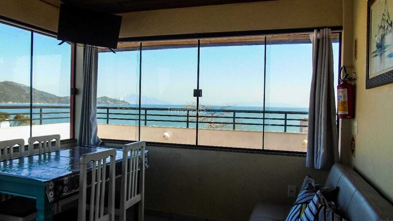 Apartamento para aluguel de temporada em Bombinhas (Canto Grande)