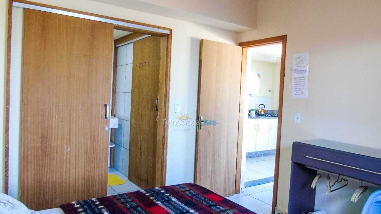 Apartamento para aluguel de temporada em Bombinhas (Canto Grande)
