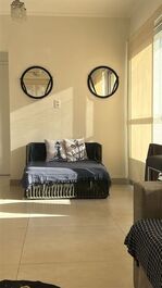 Pitangueiras Center, Ocean View, Air Conditioning, 3 bedrooms, balcony, 1 parking space.