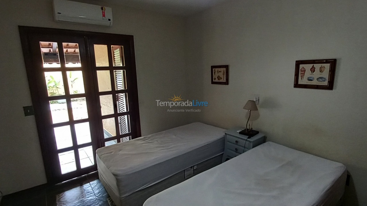 House for vacation rental in São Sebastião (Toque Toque Pequeno)