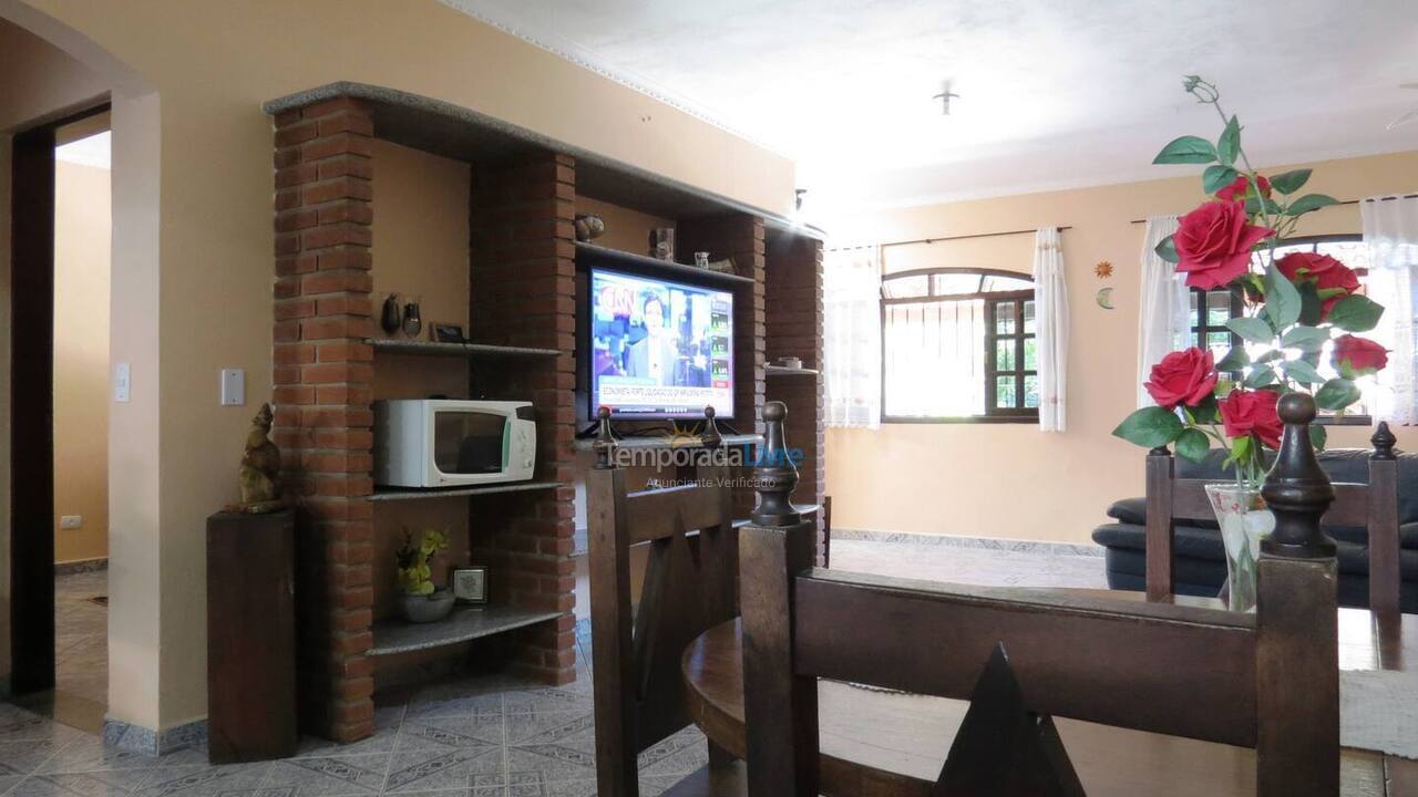 Casa para alquiler de vacaciones em Bertioga (Boraceia)