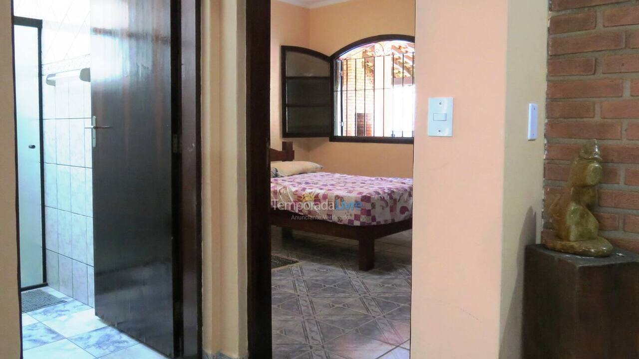 Casa para alquiler de vacaciones em Bertioga (Boraceia)