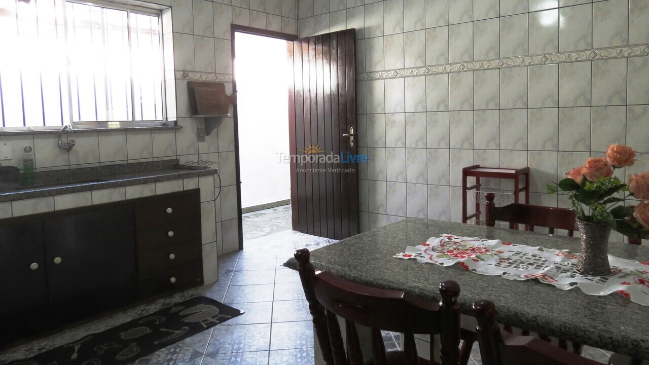 Casa para alquiler de vacaciones em Bertioga (Boraceia)