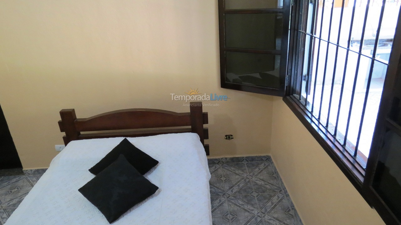 Casa para alquiler de vacaciones em Bertioga (Boraceia)