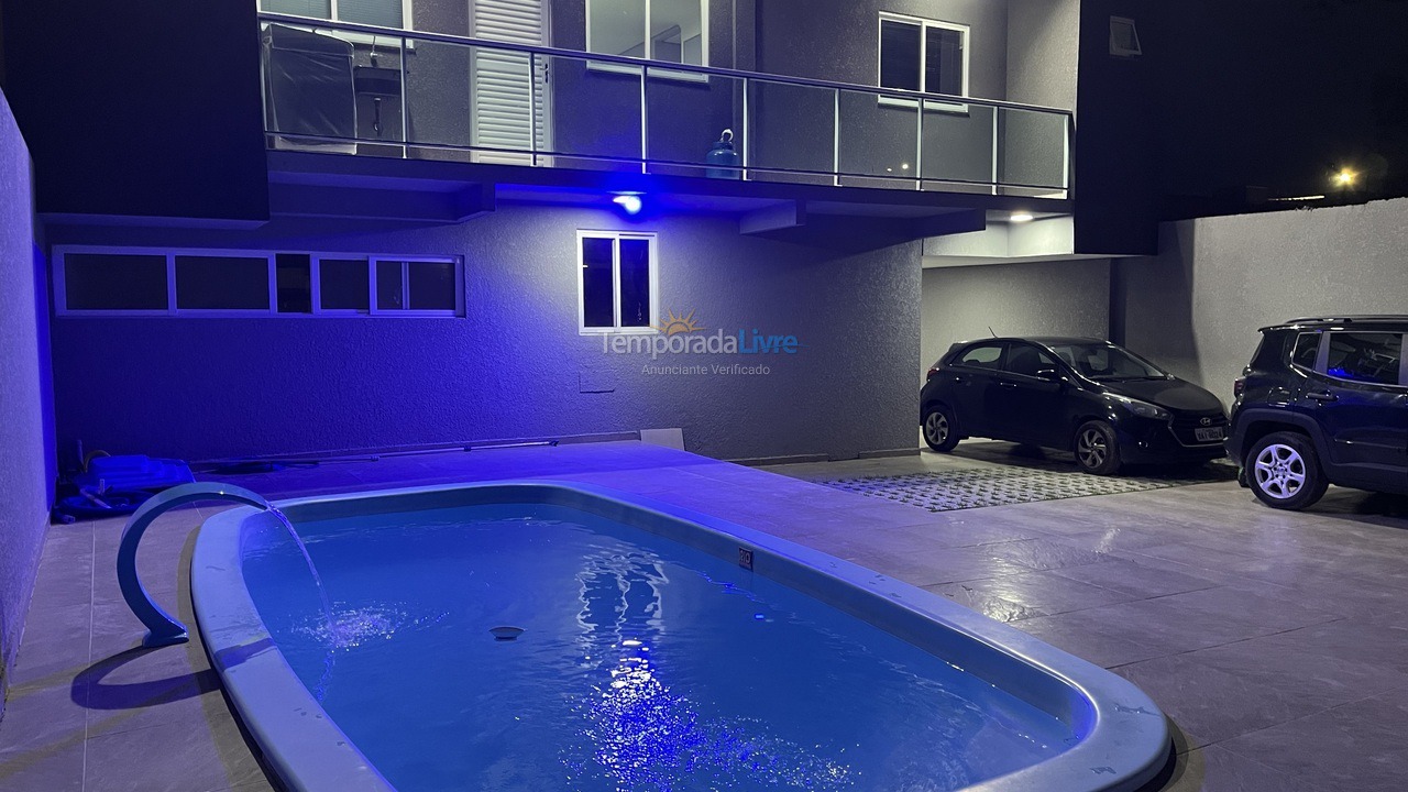 Casa para aluguel de temporada em Matinhos (Balneário Guacyara Costa Azul)