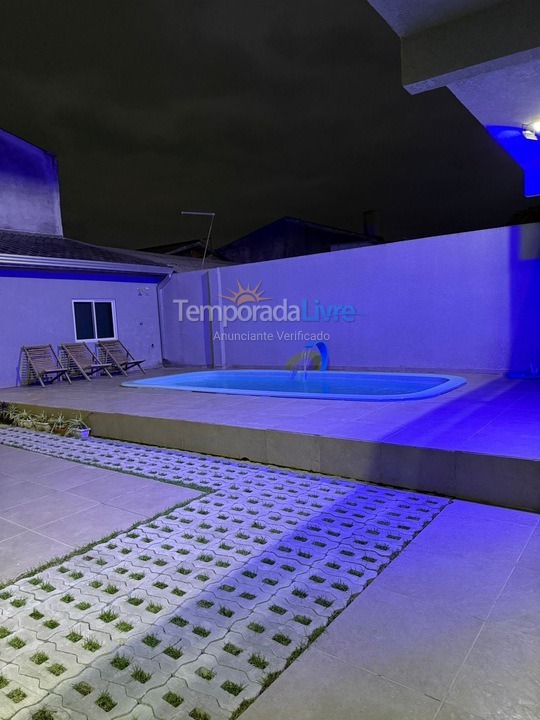 Casa para aluguel de temporada em Matinhos (Balneário Guacyara Costa Azul)