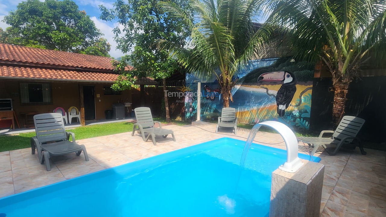 Casa para aluguel de temporada em Ubatuba (Maranduba)