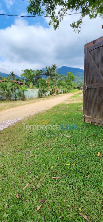 Casa para aluguel de temporada em Ubatuba (Maranduba)