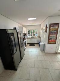 Casa en Urbanización Cerrada – Comodidad y Ocio para tus Vacaciones