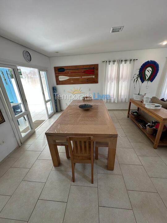 Casa para alquiler de vacaciones em São Sebastião (Juquehy)