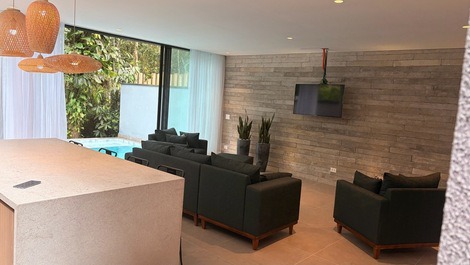 Casa en condominio cerrado disponible para carnaval | 5 suites y piscina