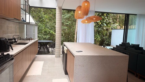 Casa en condominio cerrado disponible para carnaval | 5 suites y piscina