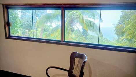 Aguazuis, casa na praia da Almada, Ubatuba