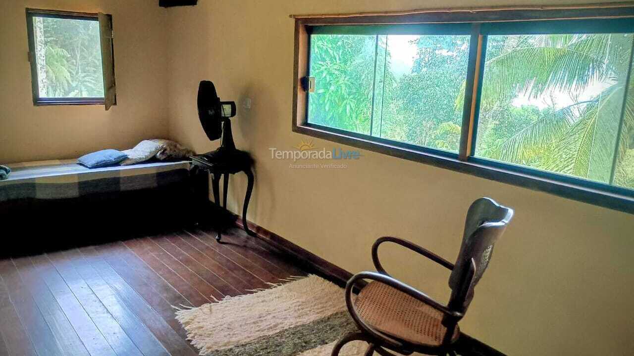 Casa para aluguel de temporada em Ubatuba (Praia da Almada)