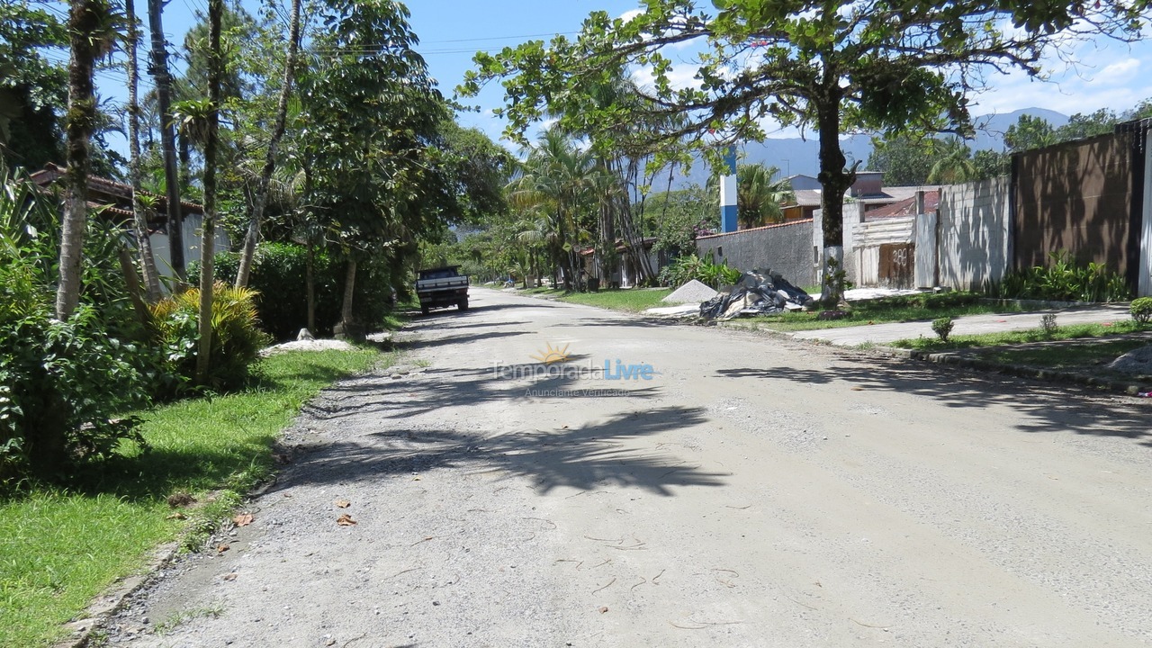 Casa para alquiler de vacaciones em Bertioga (Boraceia)