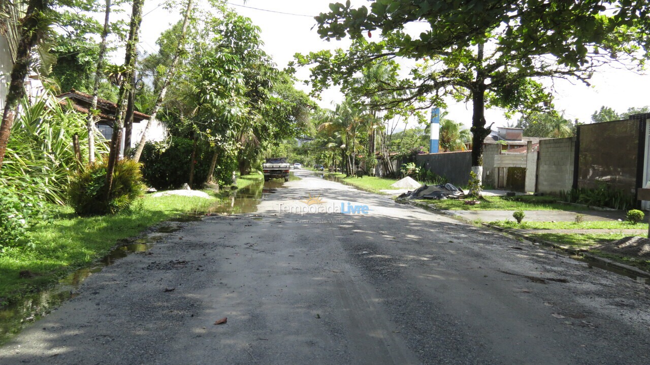 Casa para alquiler de vacaciones em Bertioga (Boraceia)