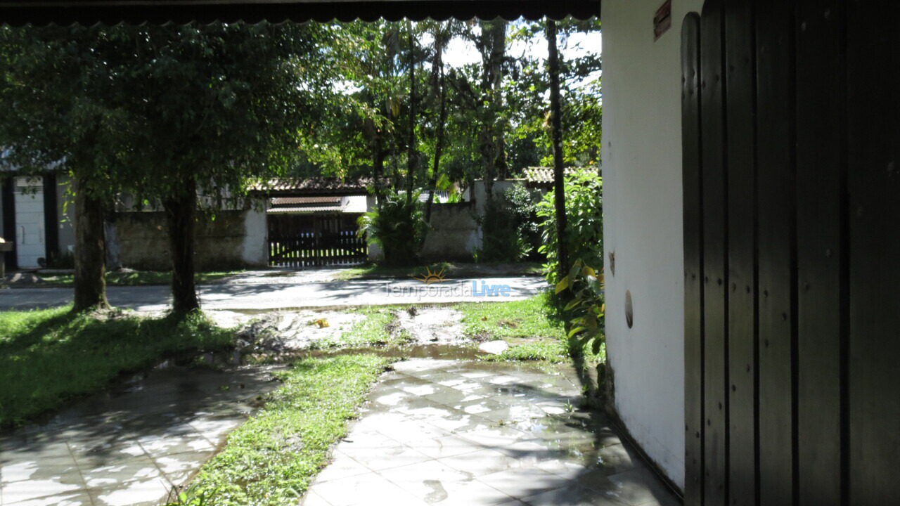 Casa para alquiler de vacaciones em Bertioga (Boraceia)