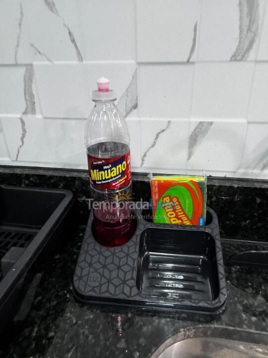 Casa para aluguel de temporada em Caraguatatuba (Praia das Palmeiras)